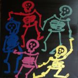 LES SQUELETTES MENENT LA DANSE